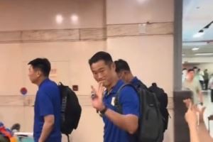 魯媒：泰山隊(duì)昨天下午抵達(dá)大連<div   id=