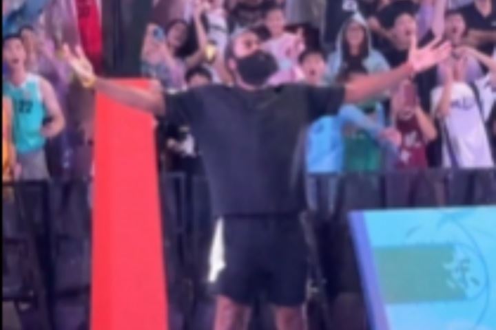優(yōu)質(zhì)偶像??<div   id=