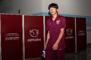 上海海港B隊(duì)主力門將李智良首次在鹽城隊(duì)客場比賽出場