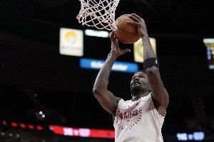 巴克利:NBA控制合同年限就為制裁艾頓這種人 只有在合同年才出力