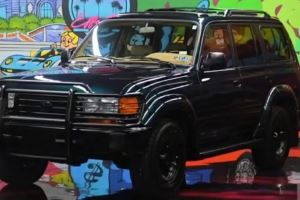 紀念故友47歲生日!奧尼爾修復科比25年前開過的車 送還給科比母親
